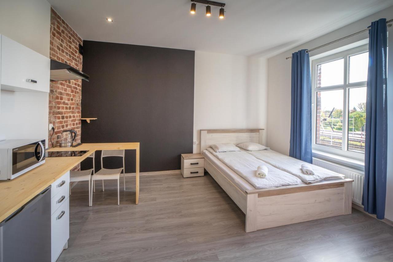 Black & White Vision Apartment - Centrum オポーレ エクステリア 写真